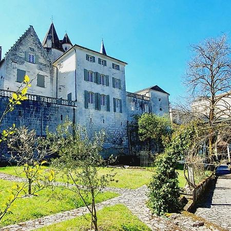 Château des Sénéchaux, Bourdeilles Exterior foto