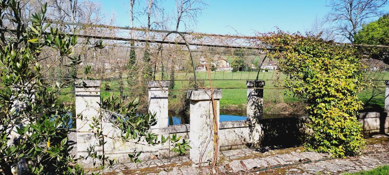 Château des Sénéchaux, Bourdeilles Exterior foto